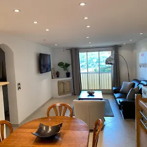 https://logement-de-3-chambres-a-10-mins-a-pieds-du-centre.fr-provencehotel.com