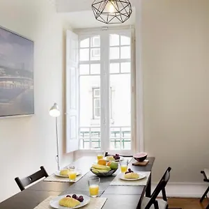 https://lisbon-liberdade-central-apartments.hotels-lisbon-portugal.com