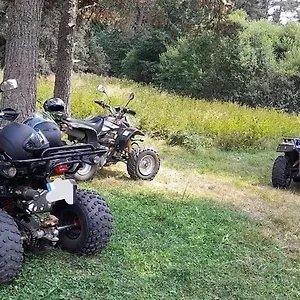 Hébergement de vacances Aux étoiles De Moranges, Saint-Germain-l'Herm